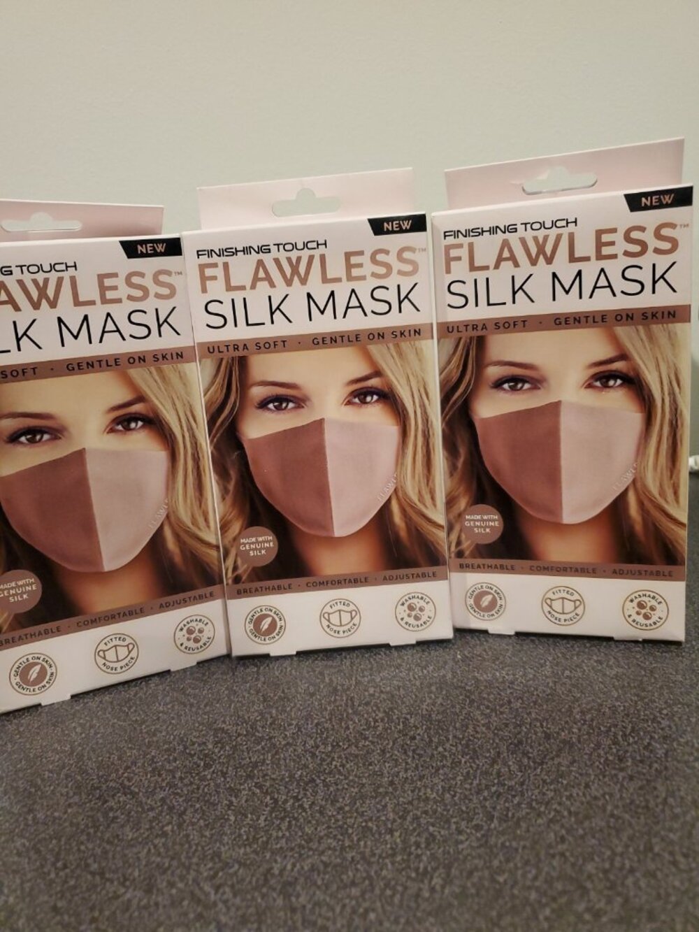 Lot Of 3 Finishing Touch Flawless Silk Face Mask Women’s Gentle Breathable SILK